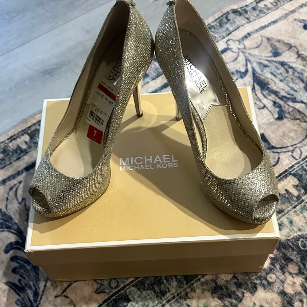 Michael Kors Shimmering Silver Peep Toe Heels
